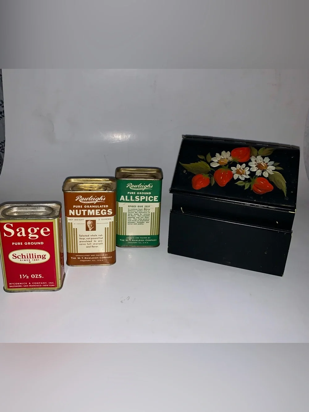 Vintage Kitchen Item LOT